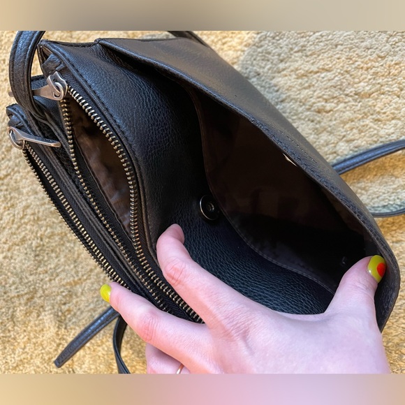 Matt & Nat Black Vegan Leather Crossbody Purse - Picture 9 of 9